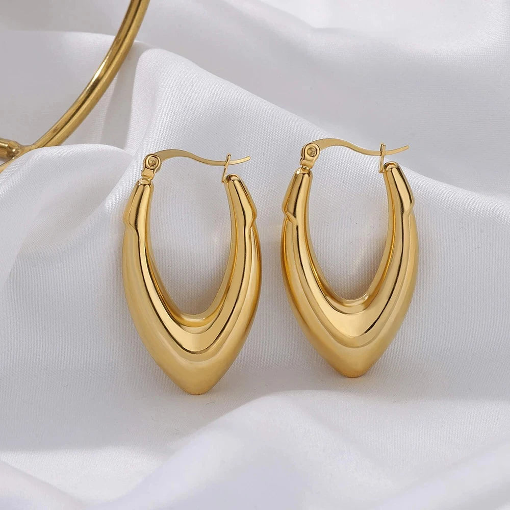 BOUCLES D'OREILLES DESIGN COURBÉ LUXUEUX - MARYANA BIJOUX