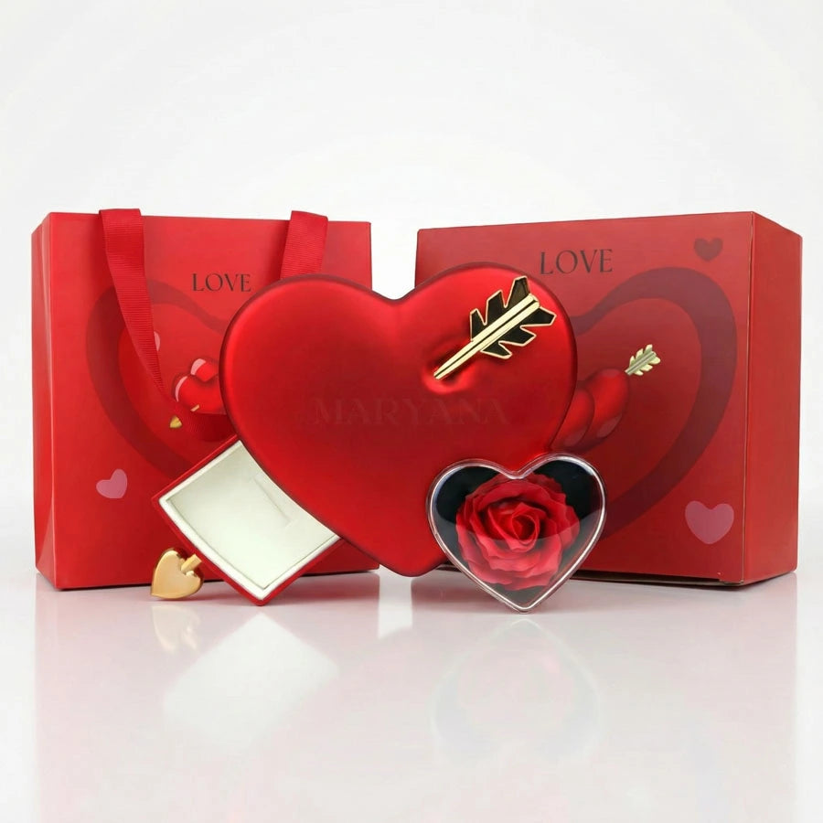 BOÎTE FLÈCHE D’AMOUR AVEC COLLIER CŒUR PRÉCIEUX