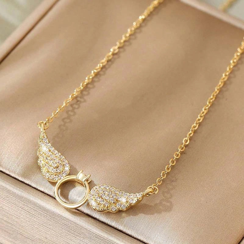 COLLIER DES AILES ROYALES