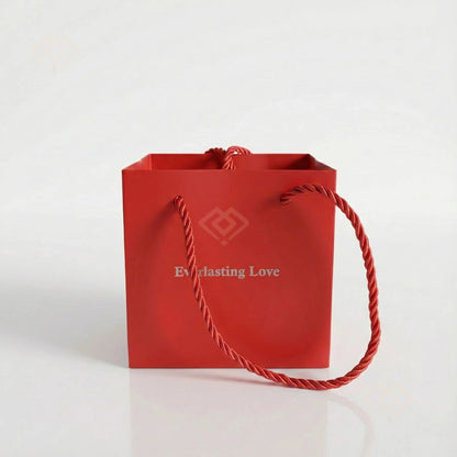 BOITE FLEUR ETERNA ROUGE AVEC COLLIER CŒUR LUMIÈRE