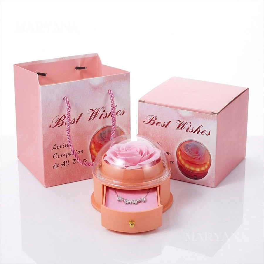 BOÎTE ROSE LUMIÈRE ROSE AVEC COLLIER CŒUR TRÈFLE MAGNÉTIQUE ROSE