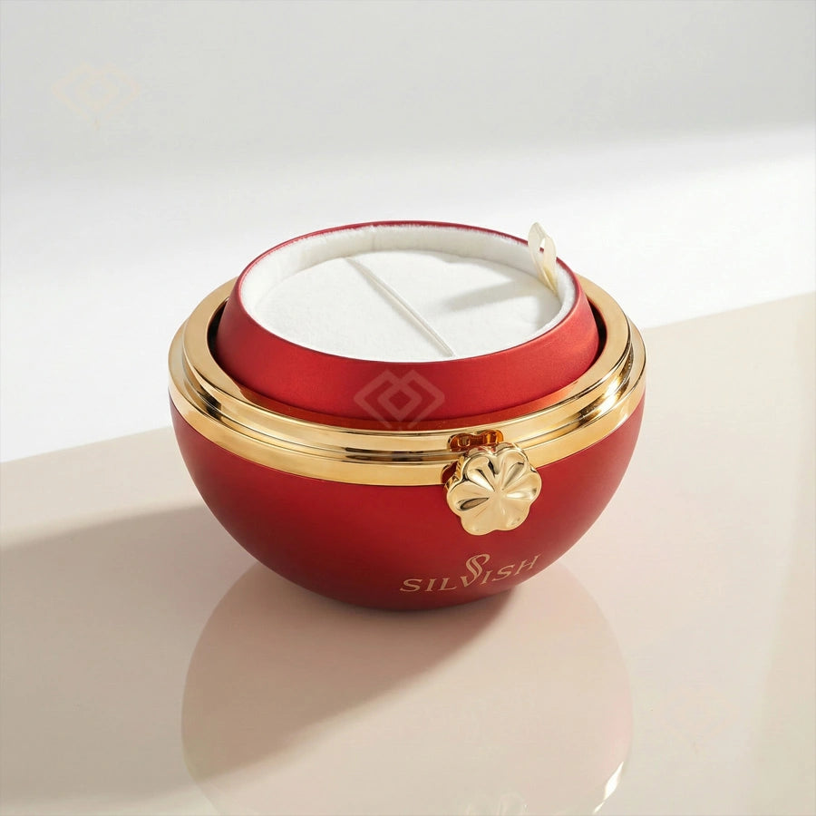 BOÎTE LOVE BLOSSOM AVEC COLLIER ÉCLAT ÉTERNEL