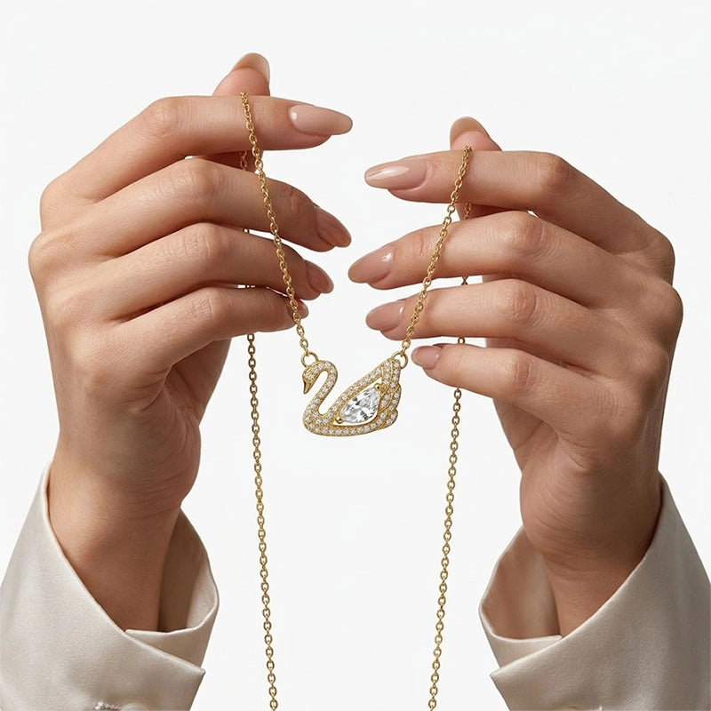 BOITE AMOUR INTEMPOREL AVEC COLLIER CYGNE