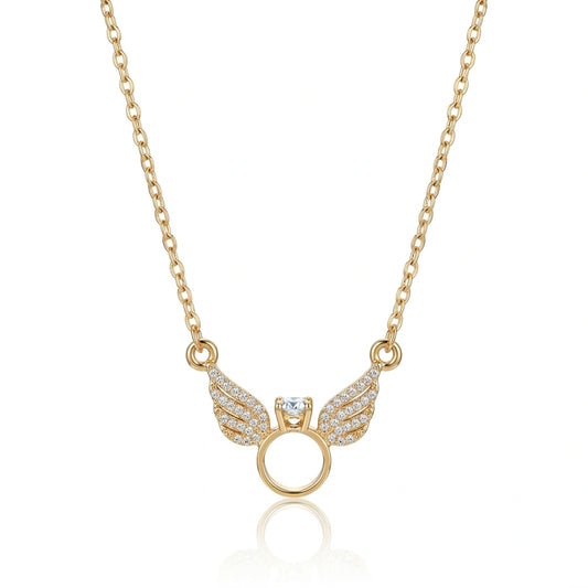 COLLIER RAS DU COU AVEC PENDENTIF EN FORME D'AILE