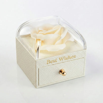 BOÎTE AMOUR ÉTERNEL BLANC AVEC COLLIER CŒUR ET ÉPÉE (2 PIÈCES)