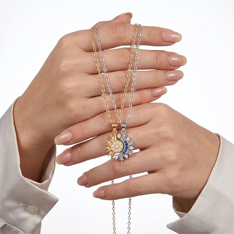 BOITE SPHÈRE MAGIQUE ROUGE AVEC COLLIER SOLEIL ET LUNE